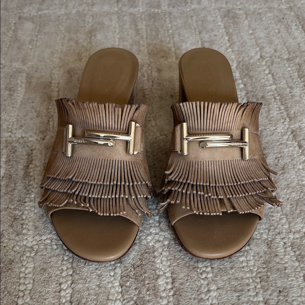 Tod's Brown Suede Fringed Mules